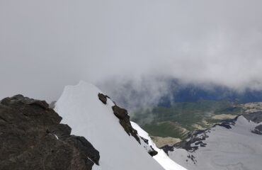 Layla Dağı (4009m) Tırmanışı